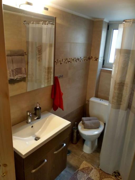Nice& Cozy Flat 1Min From The Heart Of Athens.Wifi Экстерьер фото